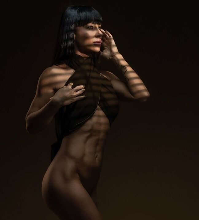 Yuli Giller nude