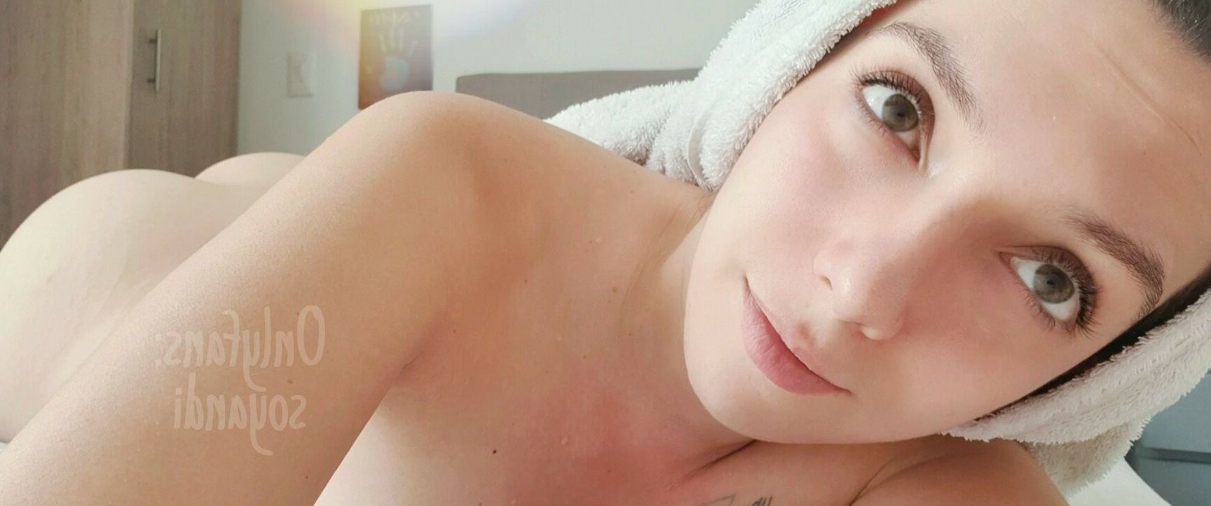 Soyandi nude
