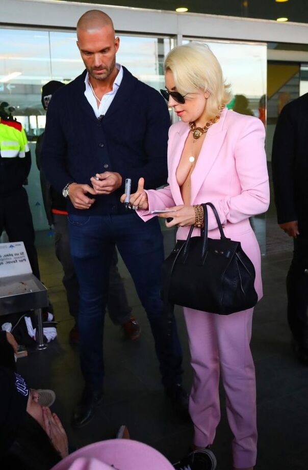Lady Gaga Braless
