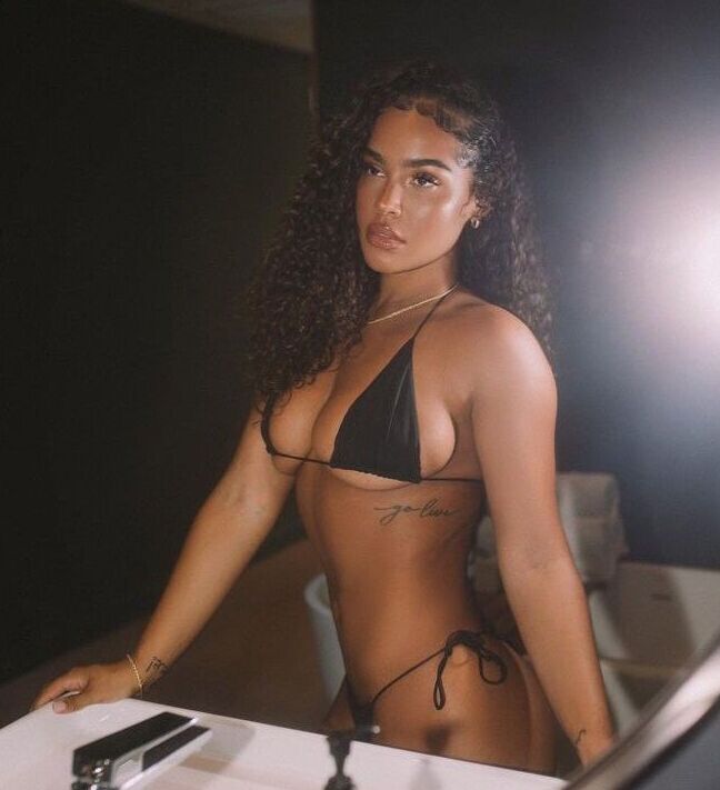 Malaika Terry nude
