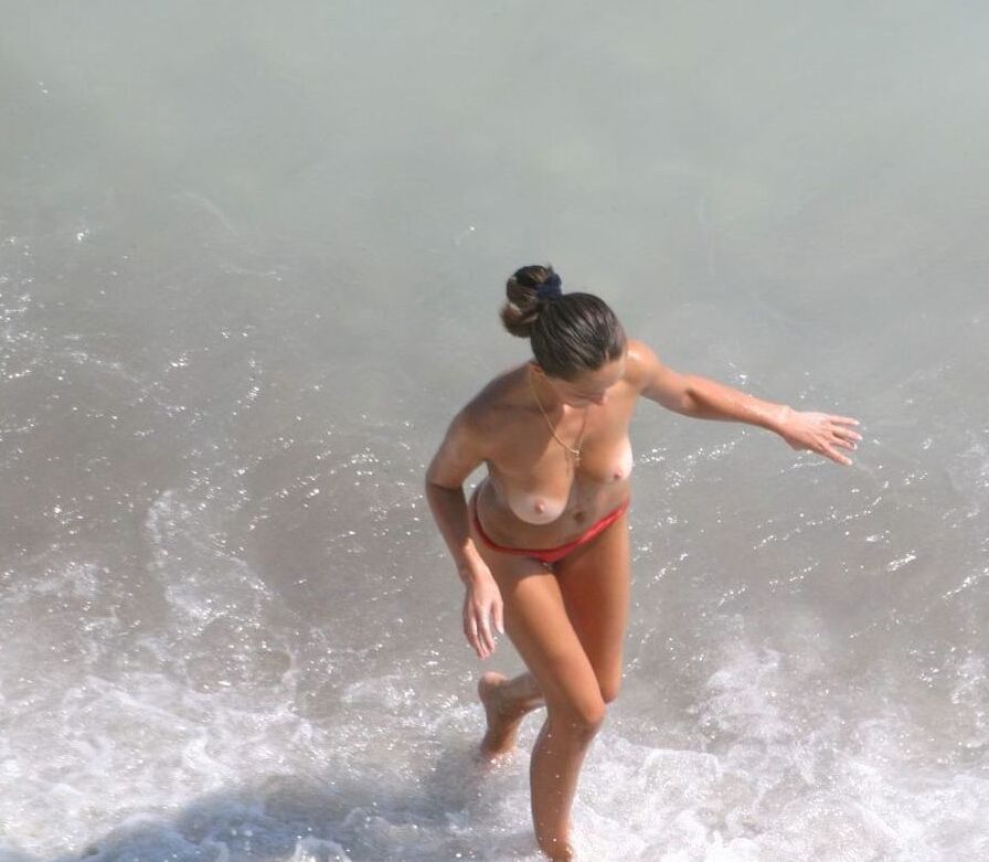 Unbelievable nudist photos