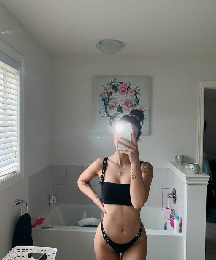 Bailey King nude