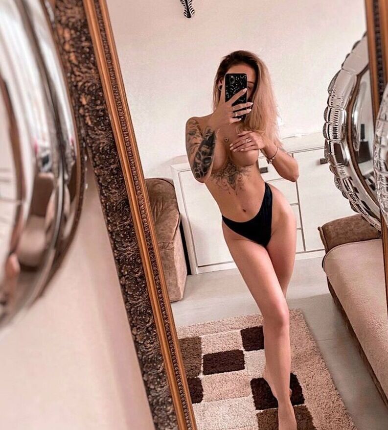 Kate Hazzard nude