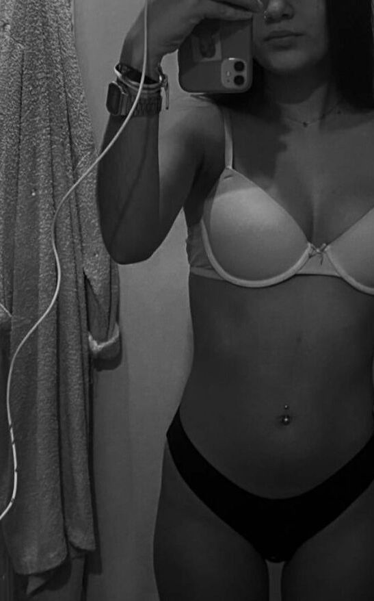 Nerearoodriiguez nude
