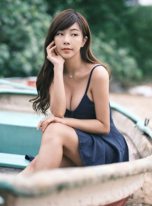 Zoe So nude