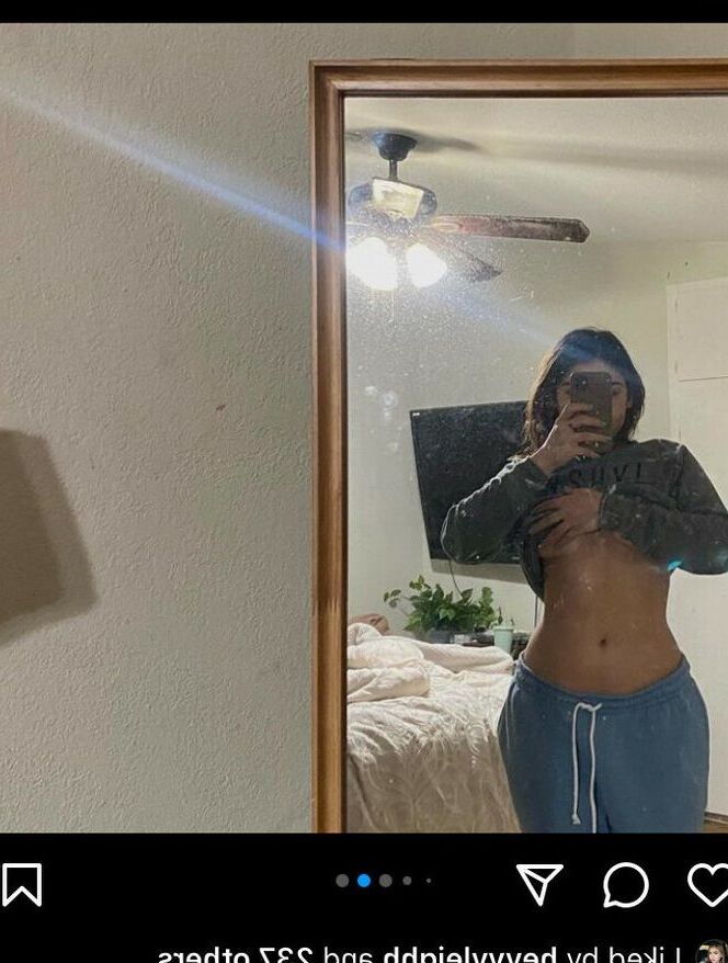 Hailey Gutierrez nude