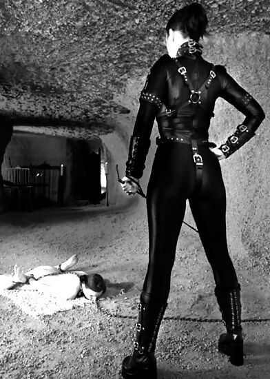 Hot kinky lesbians