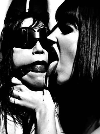 Hot kinky lesbians
