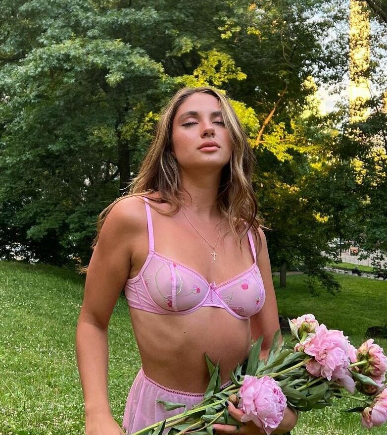 Karina Achaeva nude