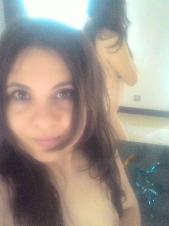 Me nude