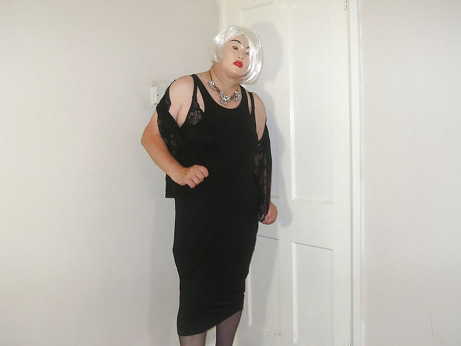 New black long dress