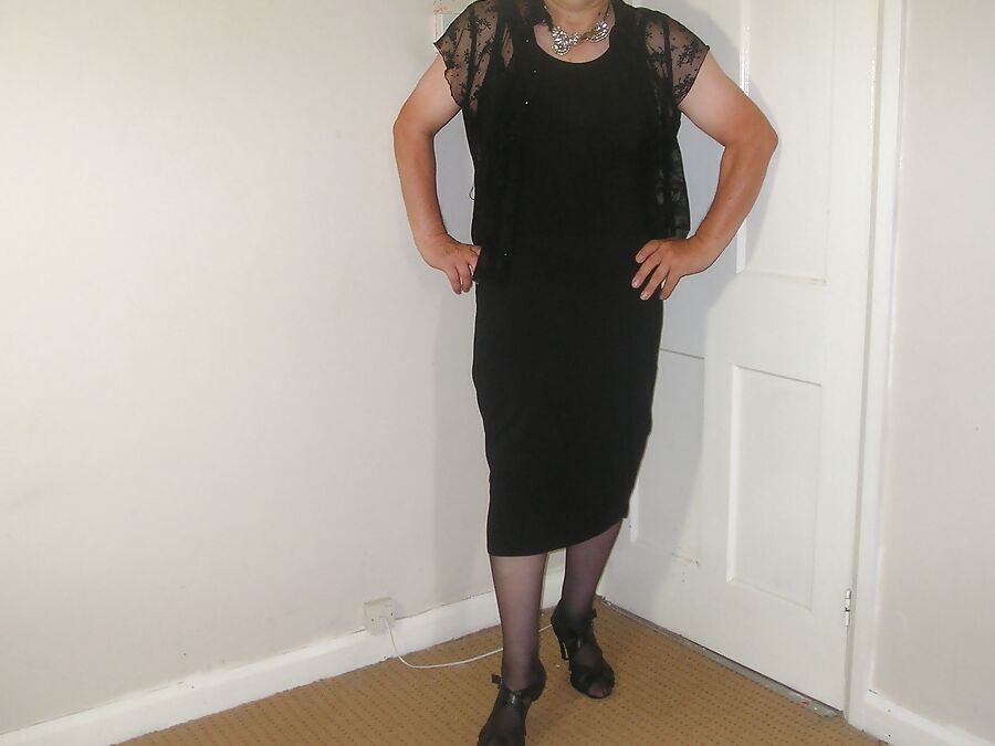 New black long dress