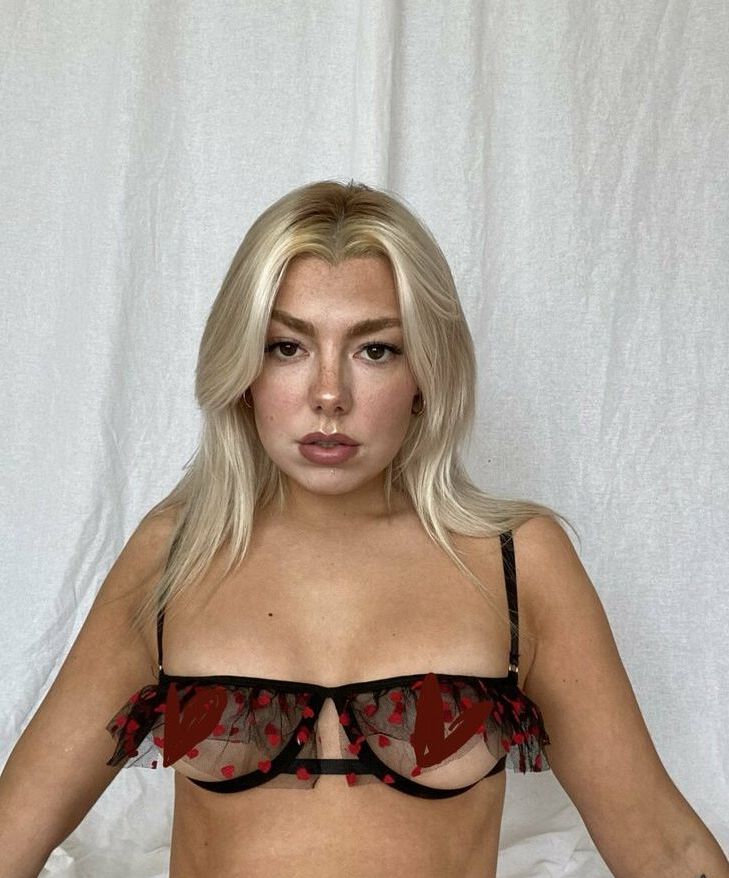 Beccajune nude
