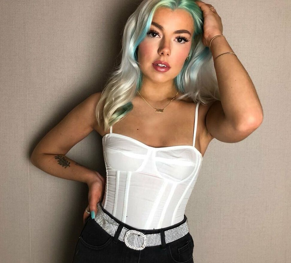 Beccajune nude