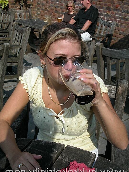 Sexy busty housewife blows cock outdoors