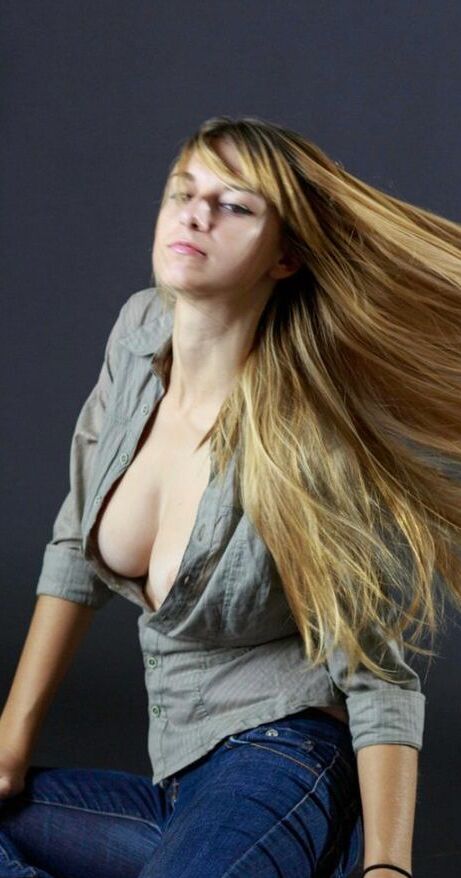 Anastasiya Verhovski nude
