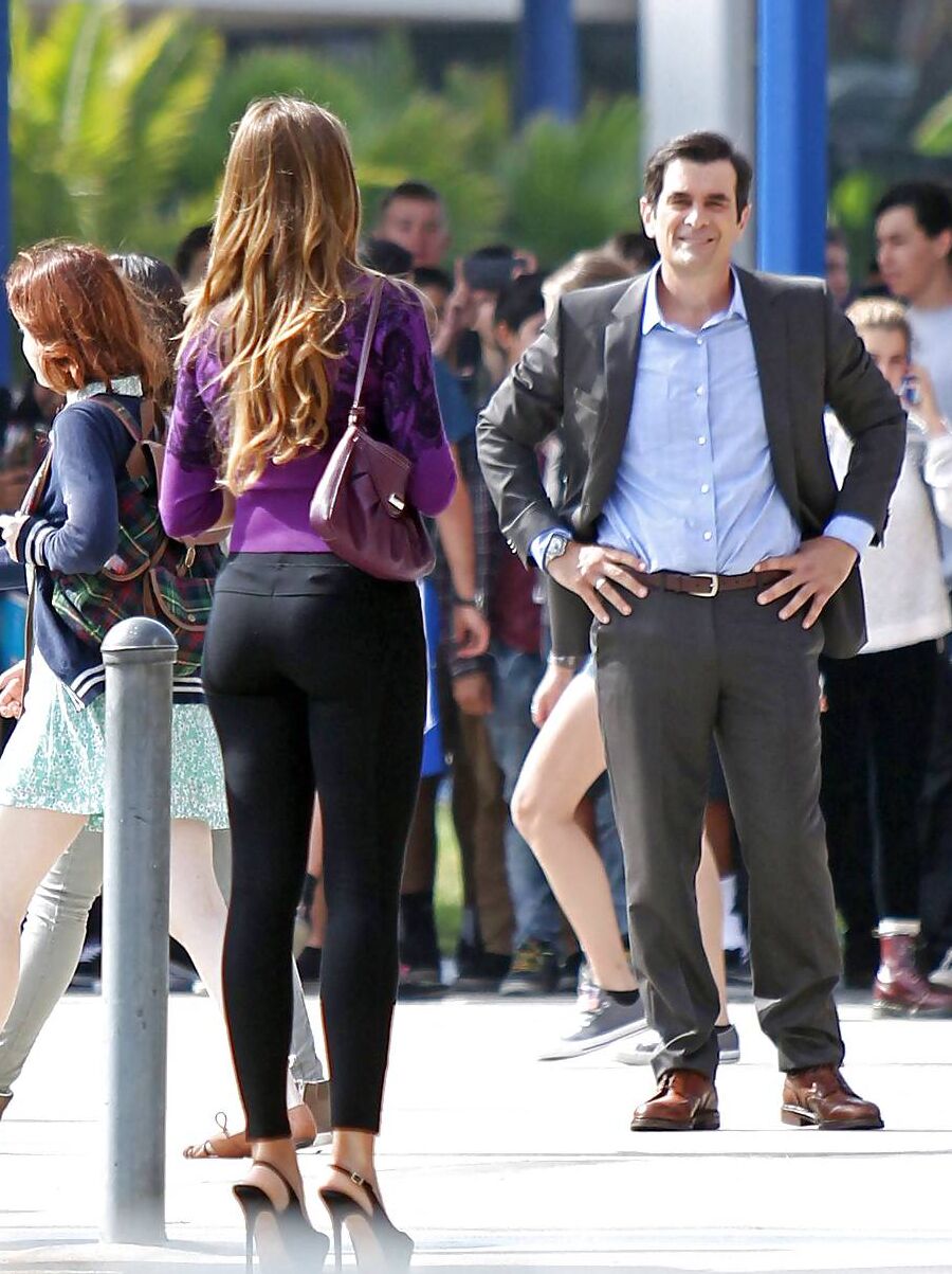 Sofia Vergara great ass in spandex