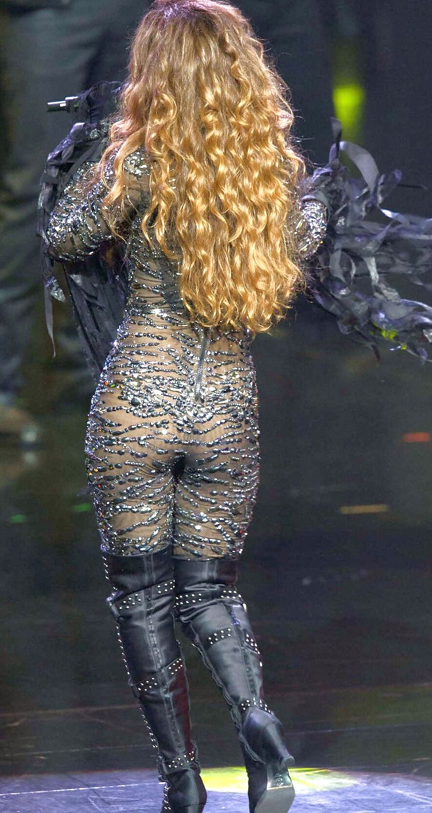 Shania Twain - some nice fakes mixed in