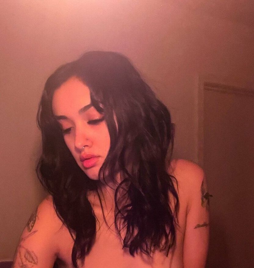 Arivalilith nude