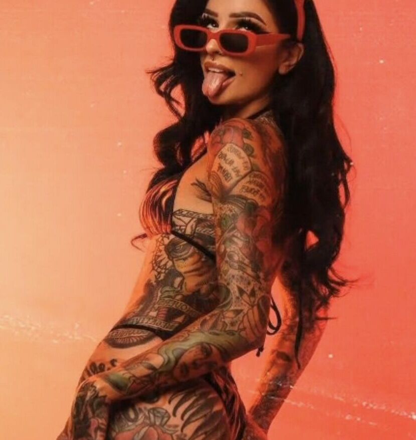 Angela Mazzanti nude
