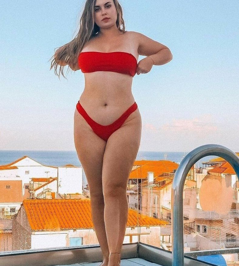 Rezarta M nude