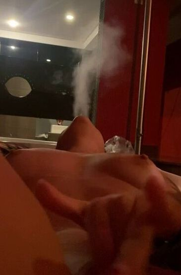 Japa Ale nude
