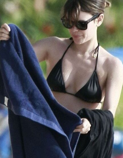 Rachel Bilson nude