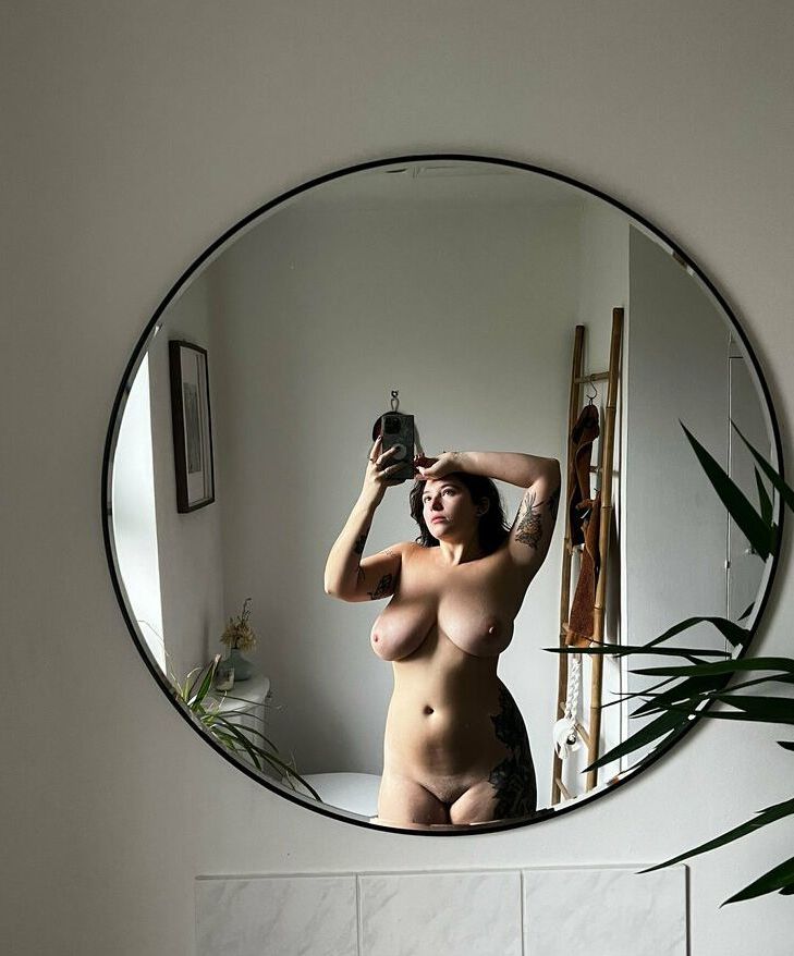 Sophoulla nude