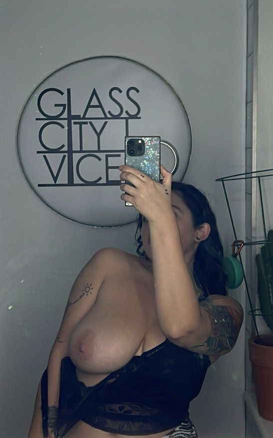 Sophoulla nude