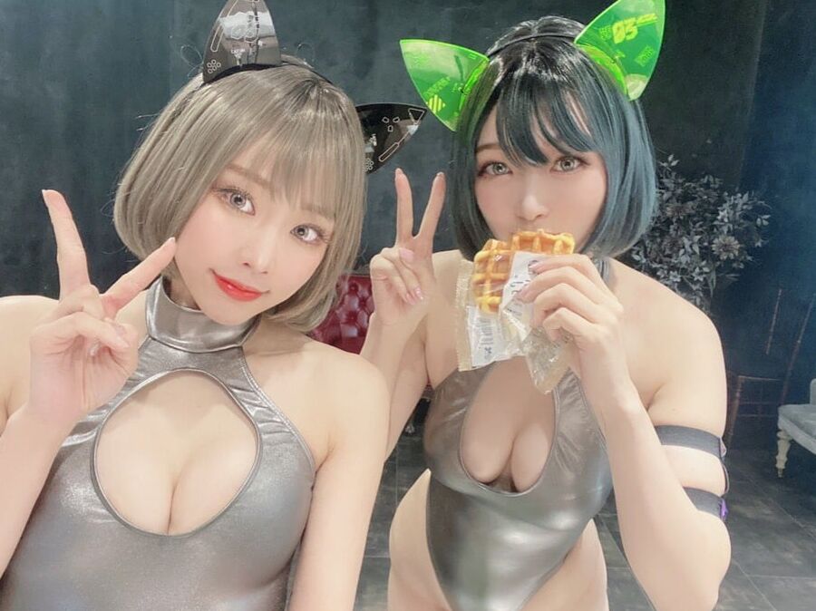 Sexy asians
