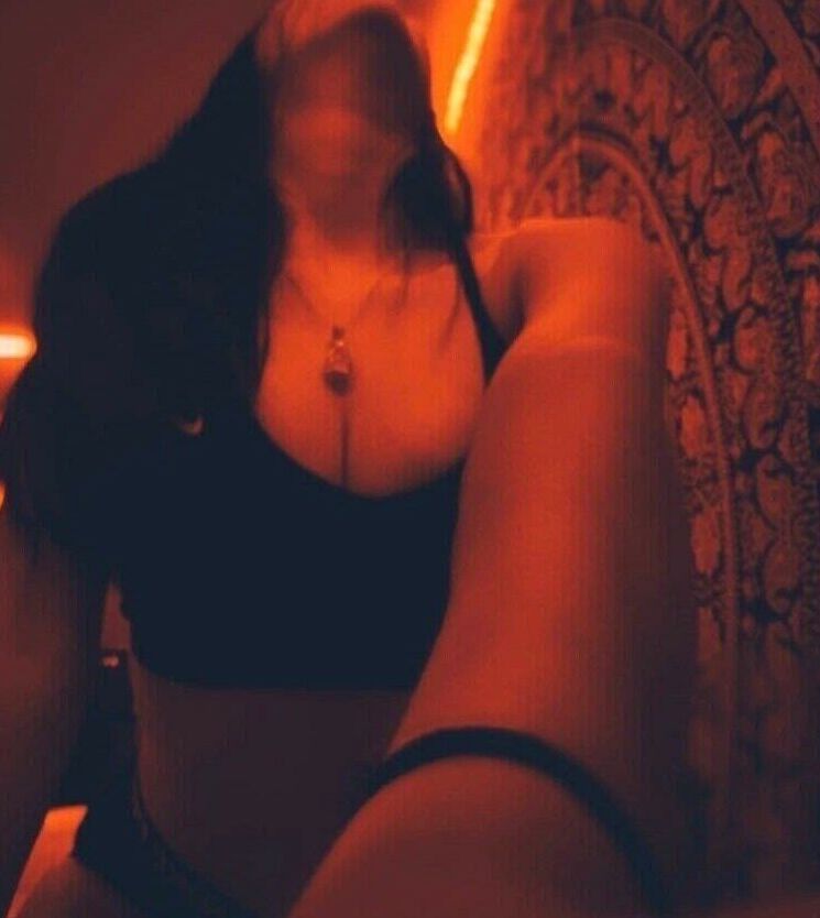 Emilyy Jayye nude