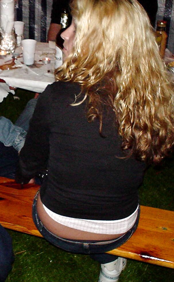 Some Random Candid Pics of Berlin-Schoolgirls