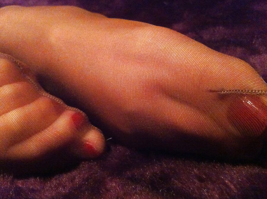Red toes and nylons