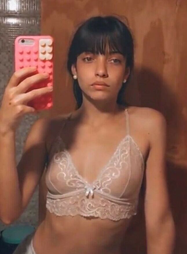 Laveropues nude