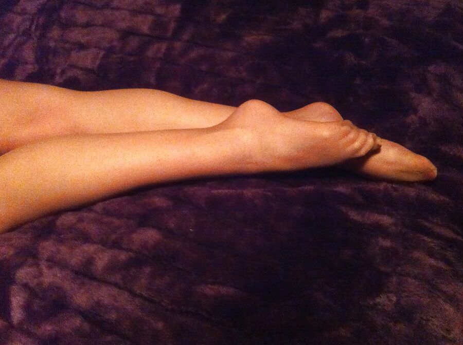 Red toes and nylons