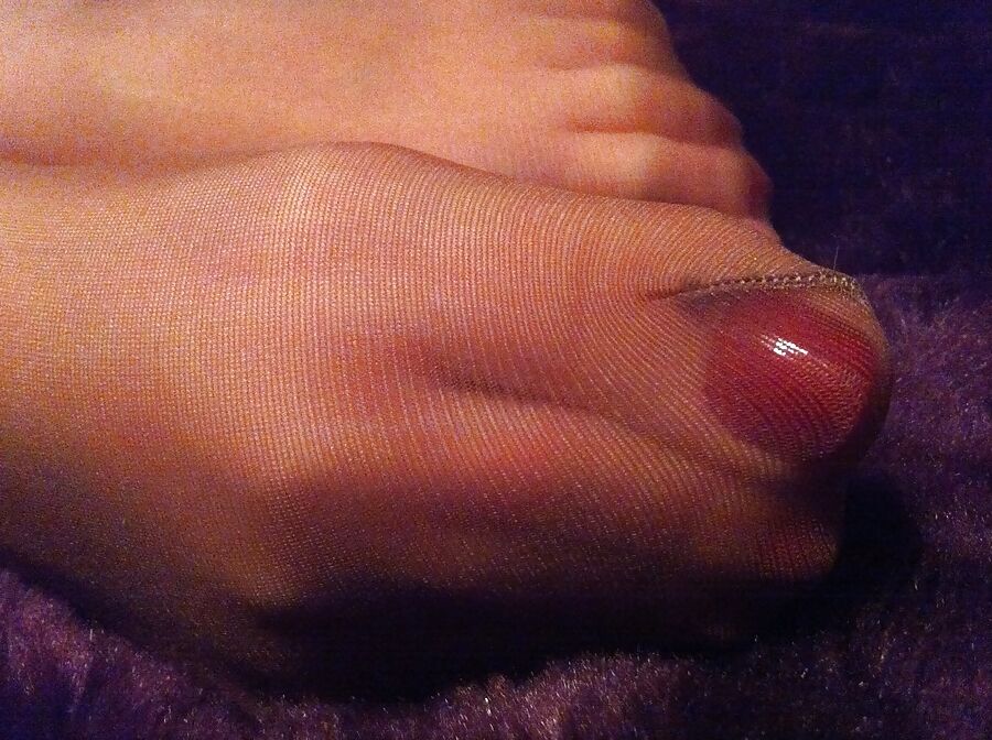 Red toes and nylons