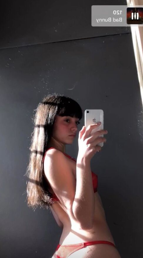 Laveropues nude
