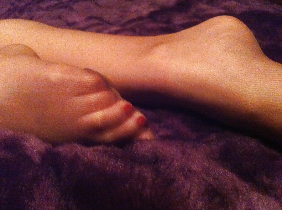 Red toes and nylons