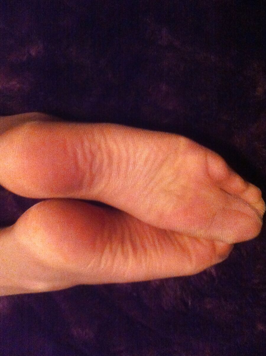 Red toes and nylons