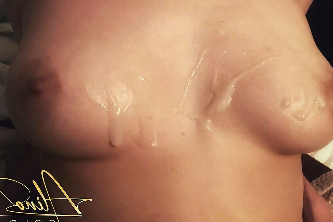 Alina-gold nude
