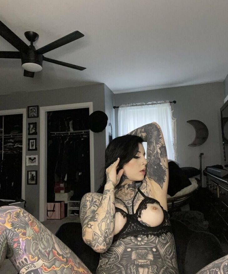 Fallenmoon nude