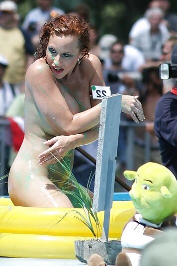 Perfect Redhead Stripper