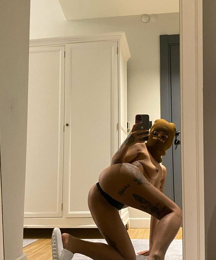 ChainB nude