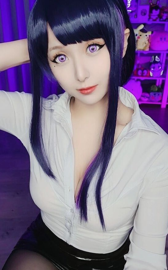 Lewd Cosplayer nude