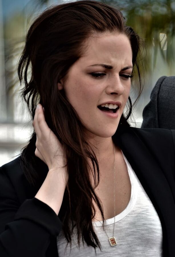 Kristen Stewart is my obsession queen.
