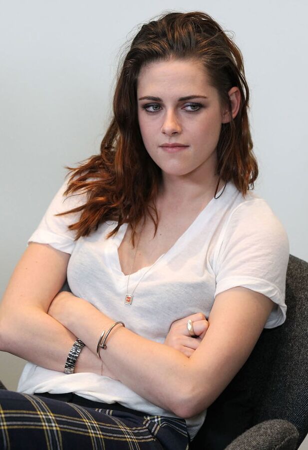 Kristen Stewart is my obsession queen.