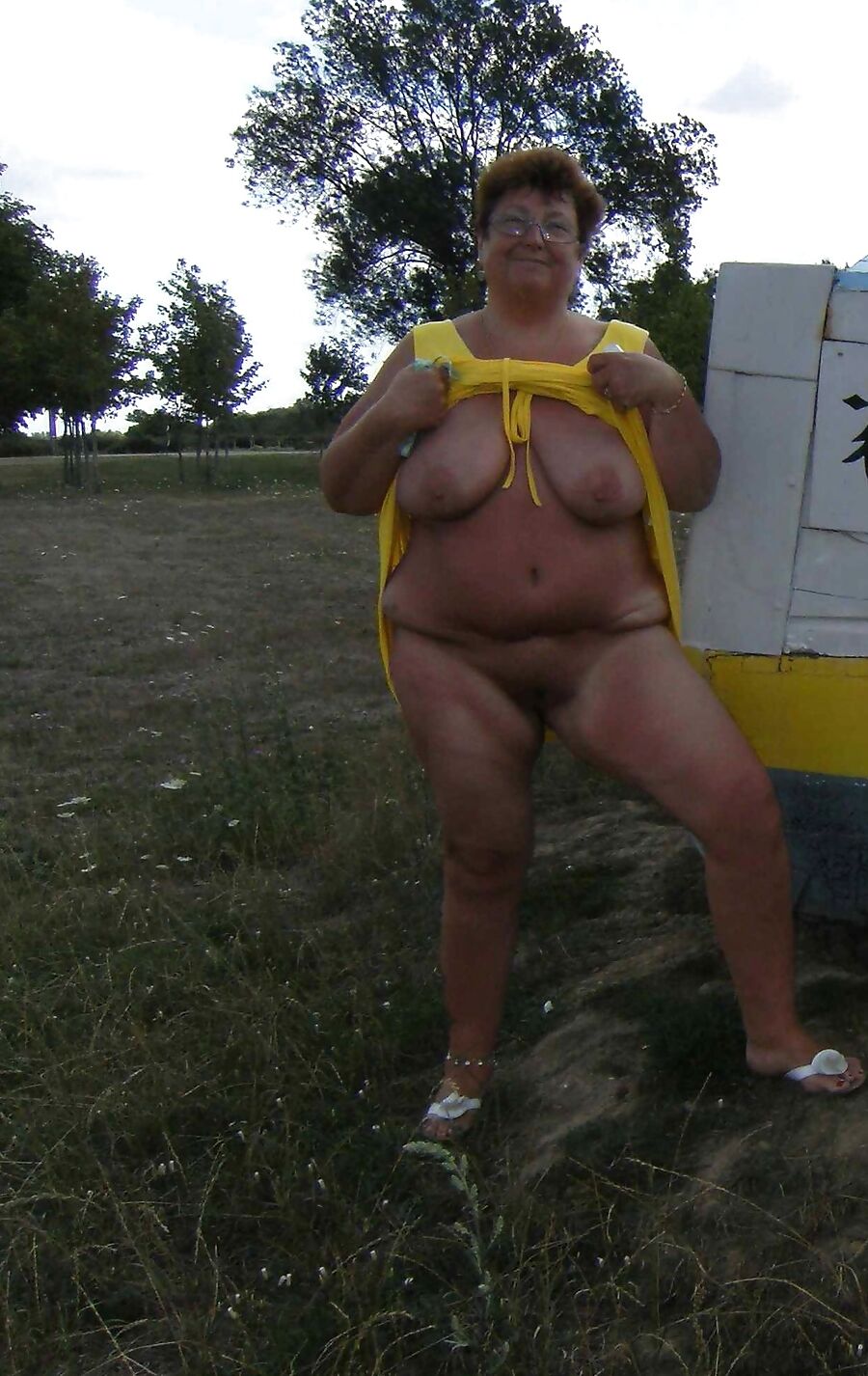 My summer yellow dress