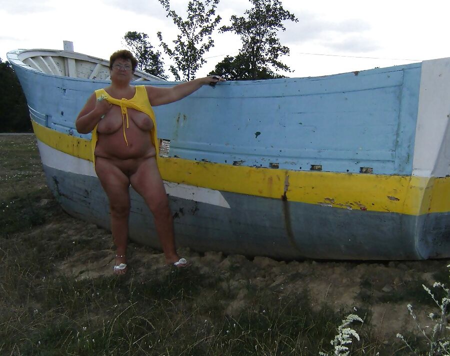 My summer yellow dress