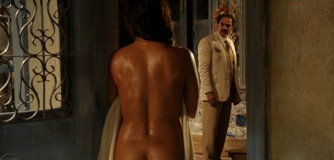 Juliana Paes nude