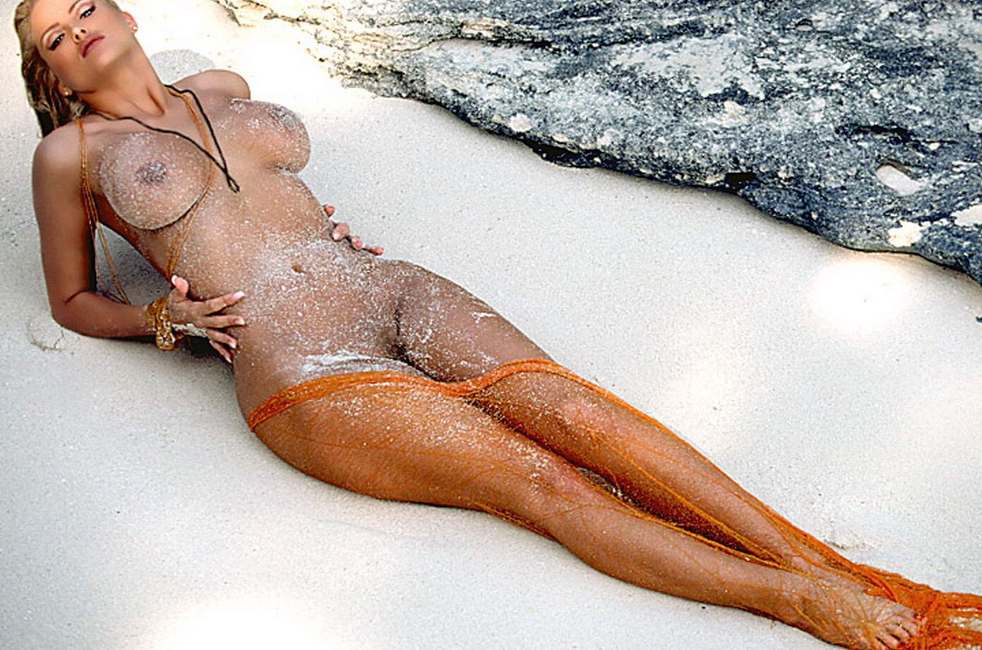 Miss March and Play Mate of The Year Anna Nicole Smith